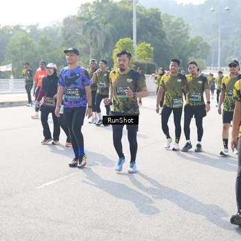 Runner Photo 6931382