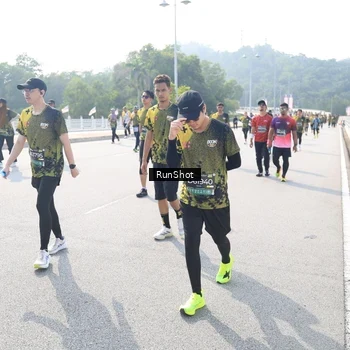 Runner Photo 6931416