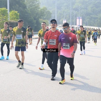 Runner Photo 6931426