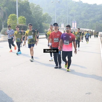 Runner Photo 6931437