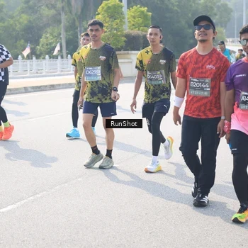 Runner Photo 6931438