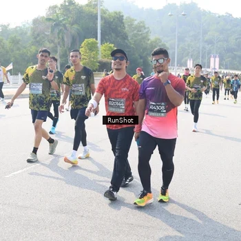 Runner Photo 6931443