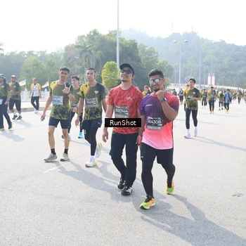 Runner Photo 6931444