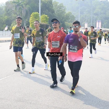 Runner Photo 6931449