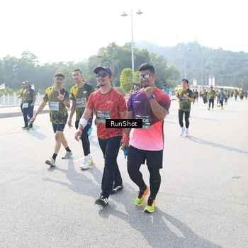 Runner Photo 6931452