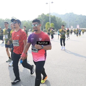 Runner Photo 6931455