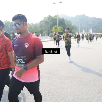 Runner Photo 6931459