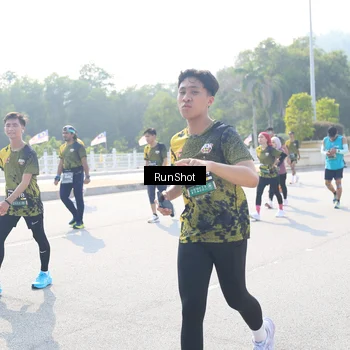 Runner Photo 6931469