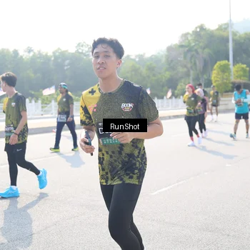Runner Photo 6931472
