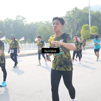 Runner Photo 6931474