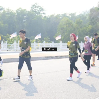 Runner Photo 6931480