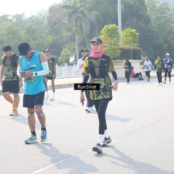 Runner Photo 6931498