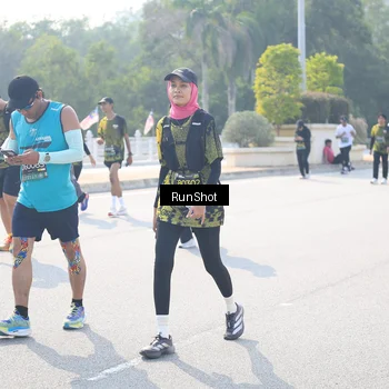 Runner Photo 6931501
