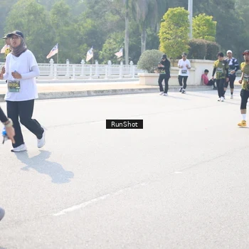 Runner Photo 6931517