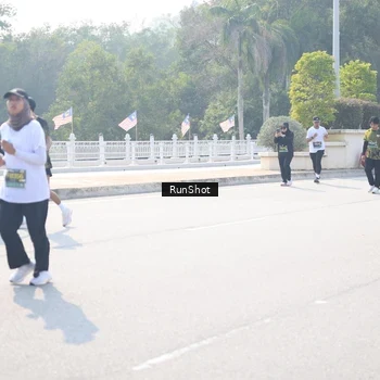Runner Photo 6931518