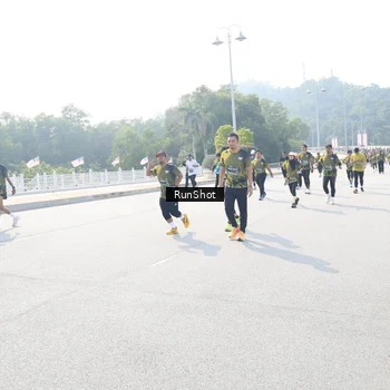 Runner Photo 6931533