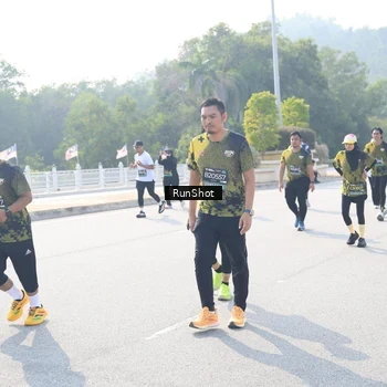 Runner Photo 6931542