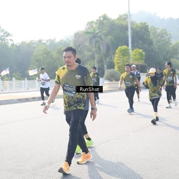 Runner Photo 6931551