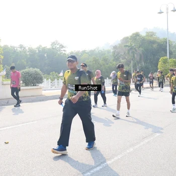 Runner Photo 6931587