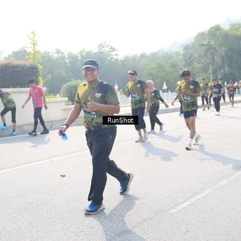 Runner Photo 6931591