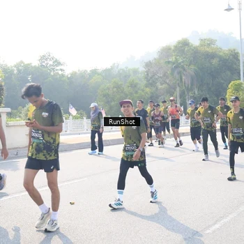 Runner Photo 6931618
