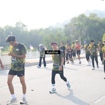 Runner Photo 6931619