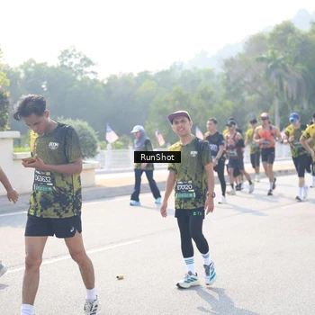 Runner Photo 6931628