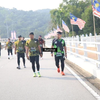 Runner Photo 6931631
