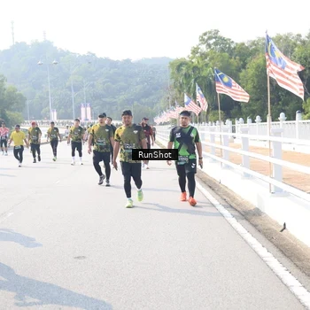 Runner Photo 6931633