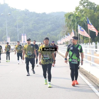 Runner Photo 6931636