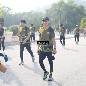 Runner Photo 6931658