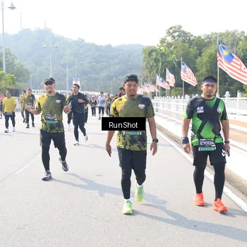 Runner Photo 6931661