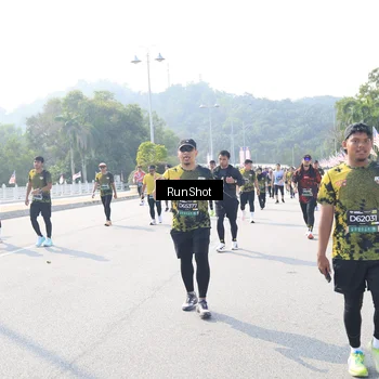 Runner Photo 6931671