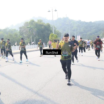 Runner Photo 6931672