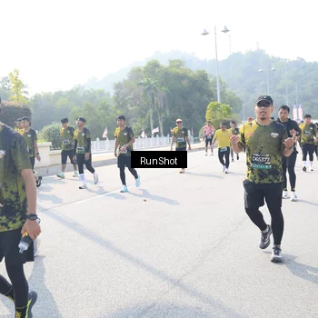 Runner Photo 6931673