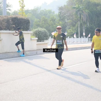 Runner Photo 6931706