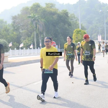 Runner Photo 6931720