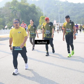 Runner Photo 6931730