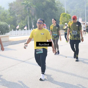 Runner Photo 6931736