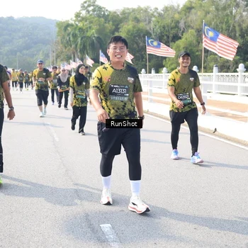 Runner Photo 6931741