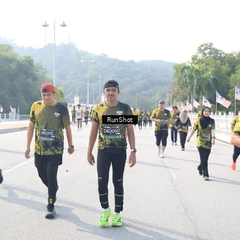 Runner Photo 6931745