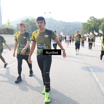 Runner Photo 6931763