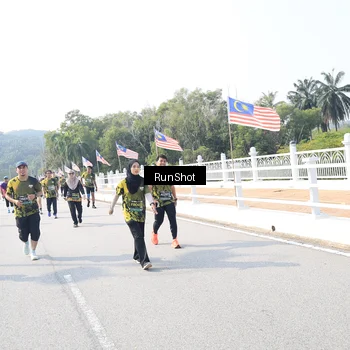 Runner Photo 6931771