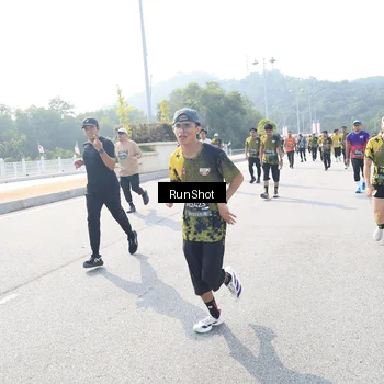 Runner Photo 6931833