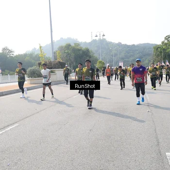 Runner Photo 6931845