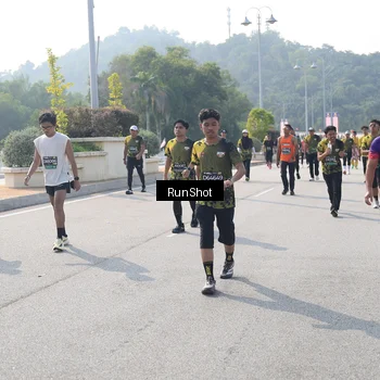 Runner Photo 6931853