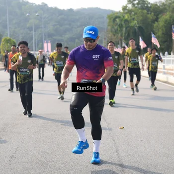 Runner Photo 6931864