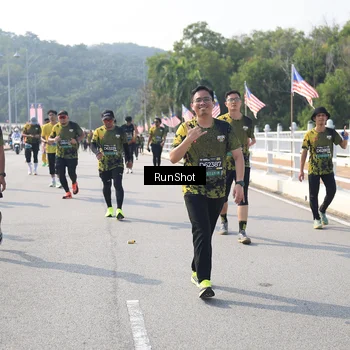 Runner Photo 6931895