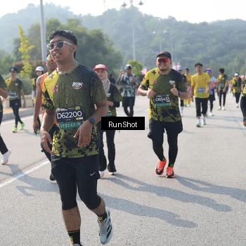 Runner Photo 6931905