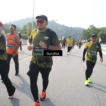 Runner Photo 6931913